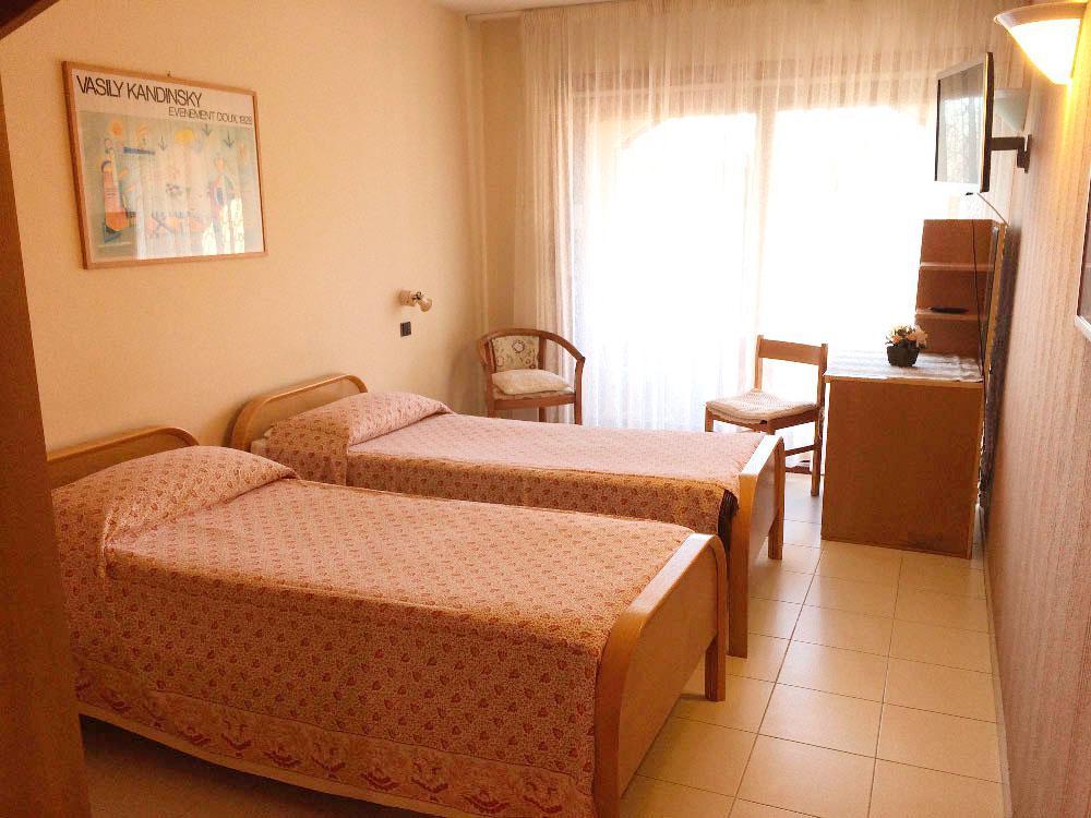 Mas de Vence - Hotel-Restaurant Extérieur photo