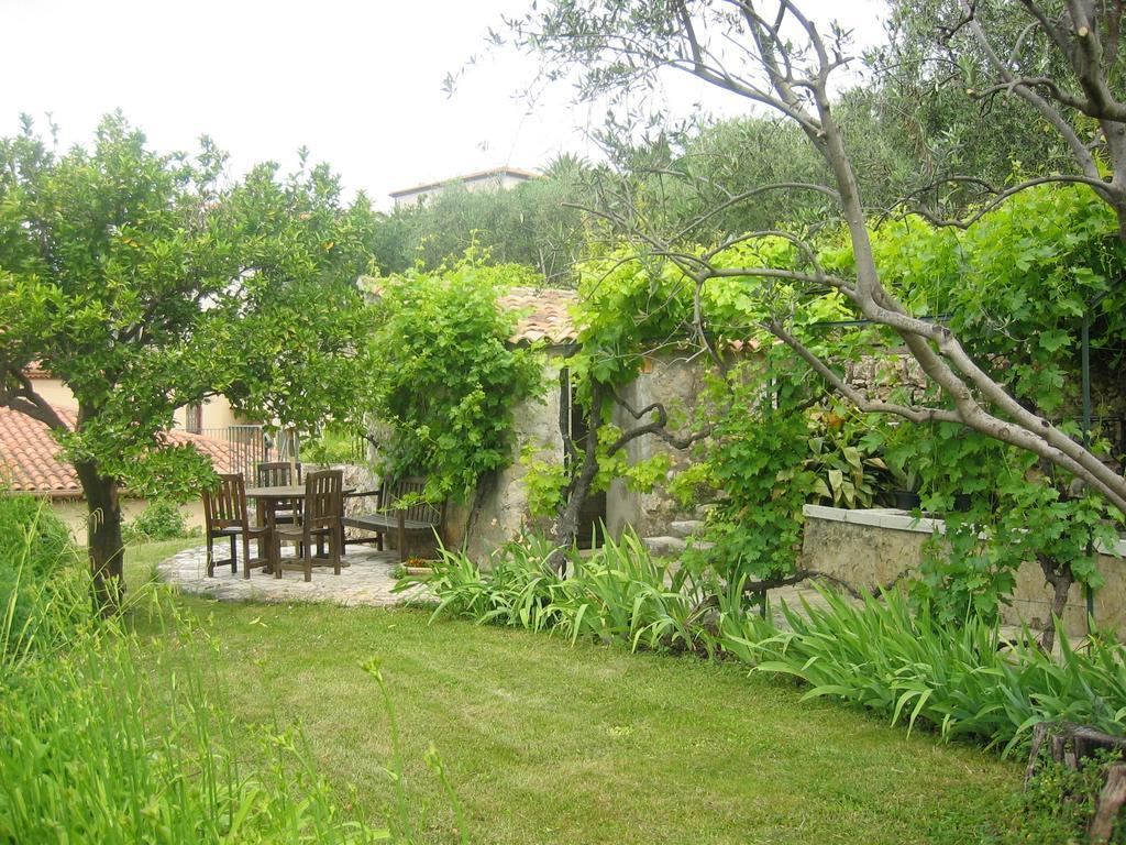 Mas de Vence - Hotel-Restaurant Extérieur photo