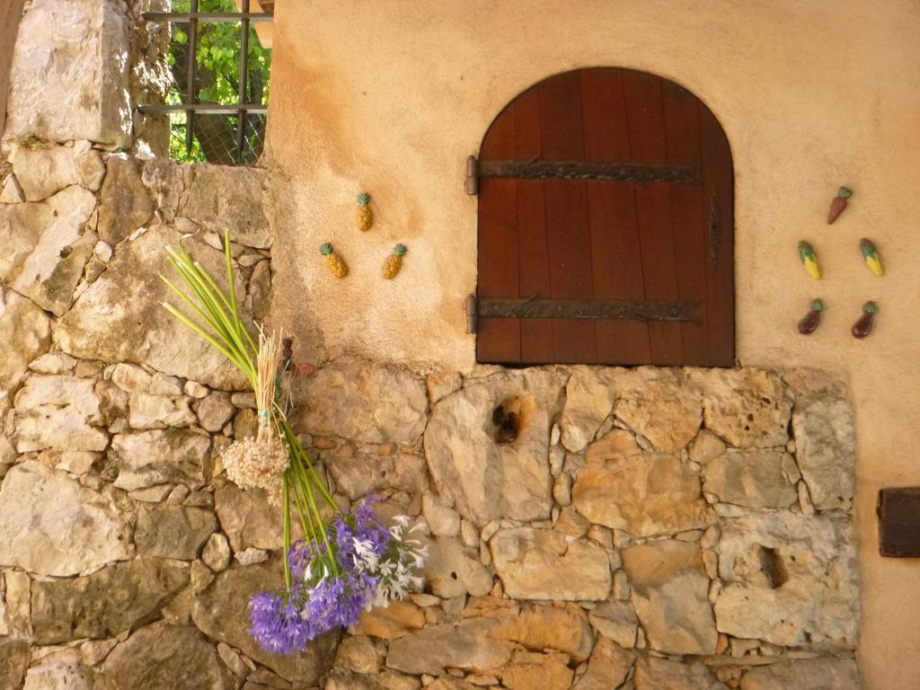 Mas de Vence - Hotel-Restaurant Extérieur photo