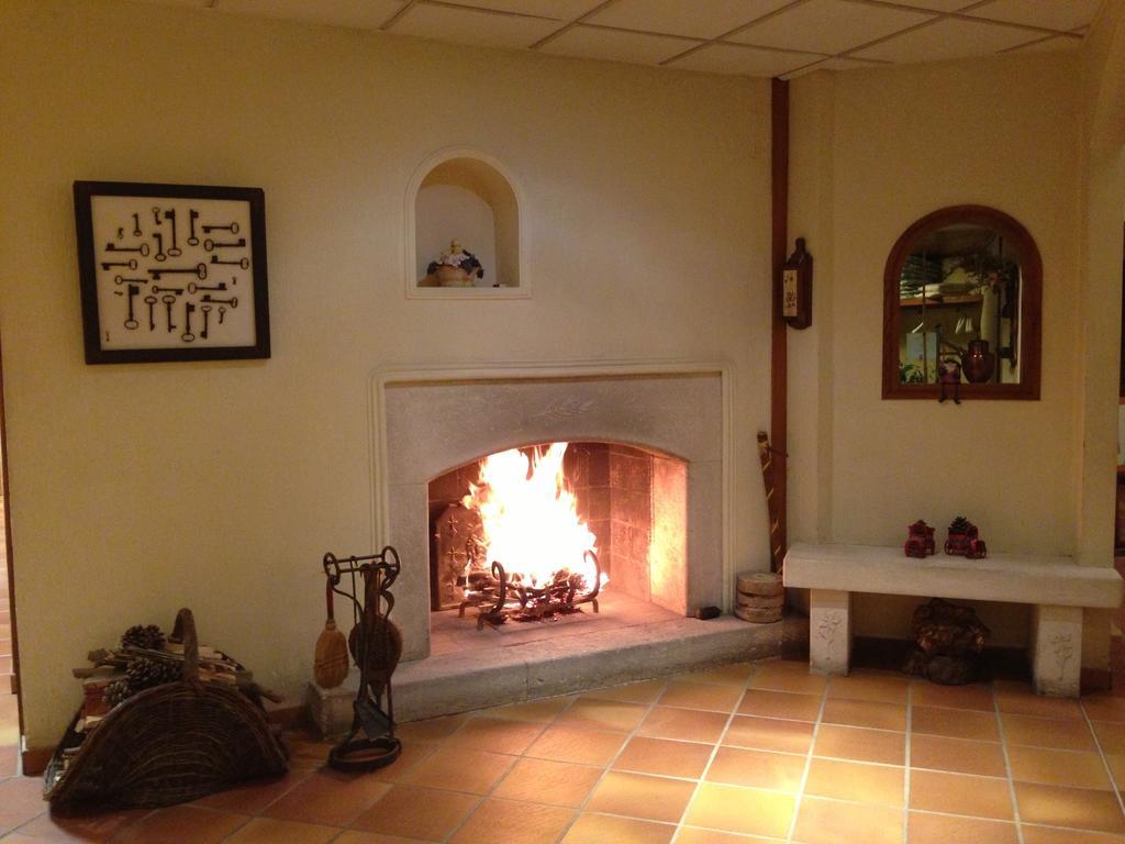 Mas de Vence - Hotel-Restaurant Extérieur photo